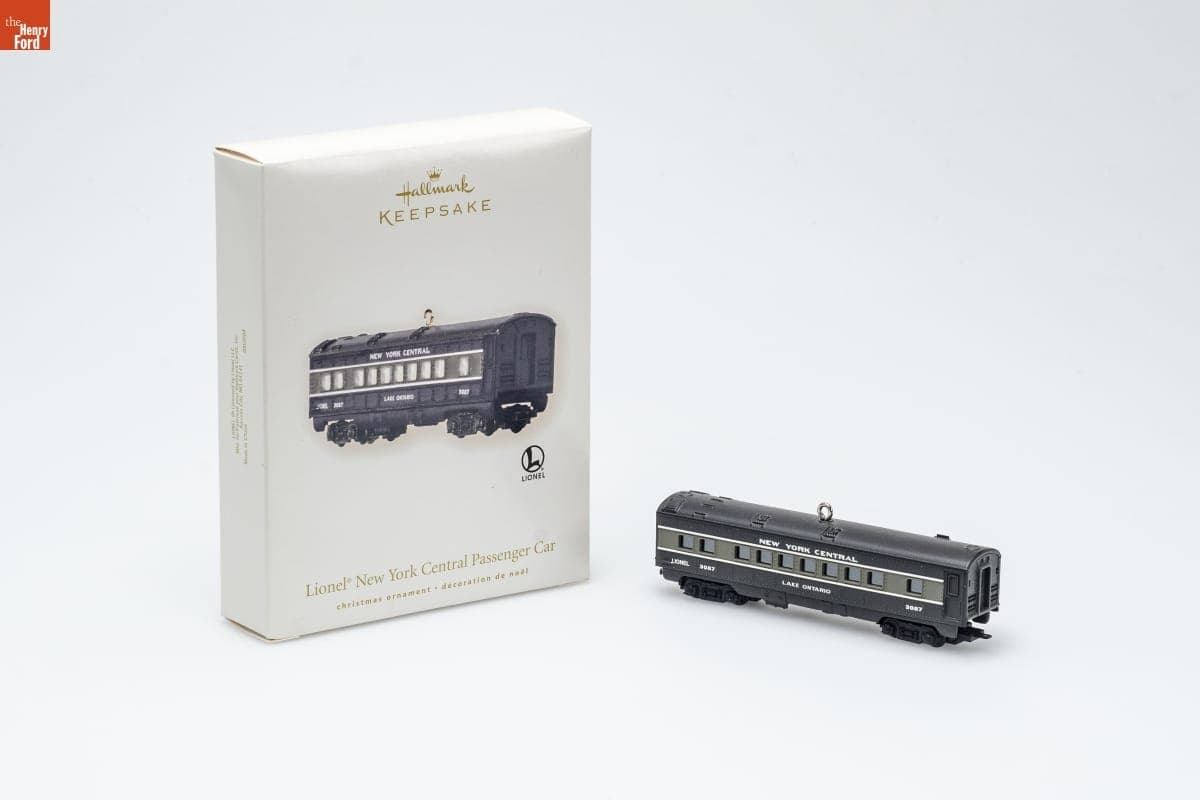 Hallmark "Lionel New York Central Passenger Car" Christmas Ornament, 2008