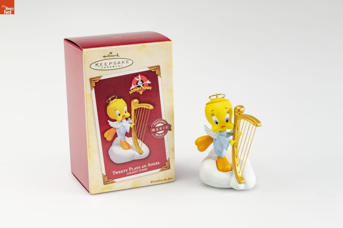 Hallmark "LOONEY TUNES: Tweety Plays an Angel" Christmas Ornament, 2005