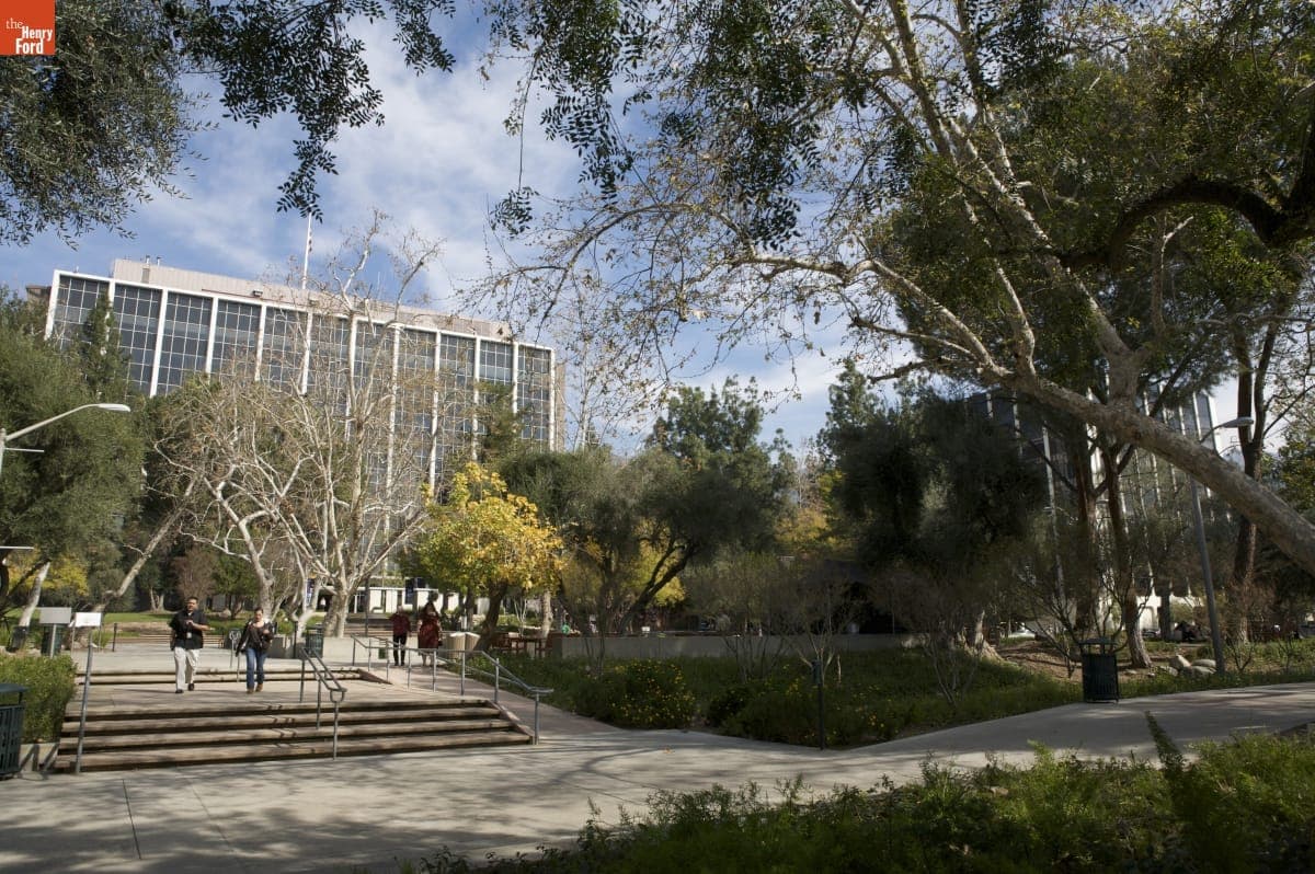 Oral History Interview with Charles Elachi, February 24, 2009--Photographs--Digital Images--Item 6