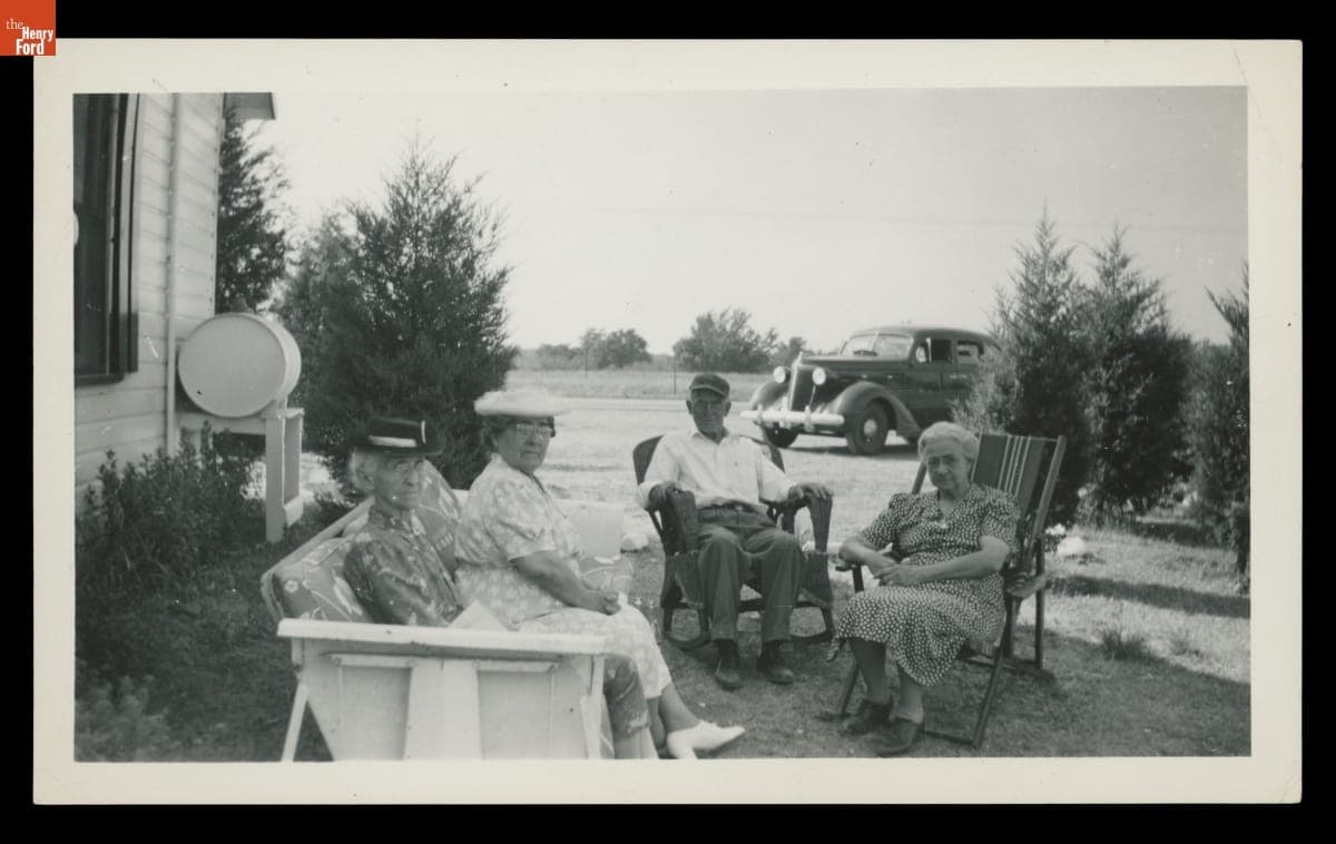 Lore Mac Tourist Cabins, Brooklyn, Michigan, 1942