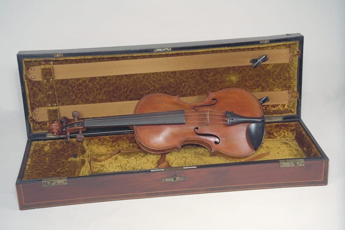 Violin by Jacob Ford, 1772