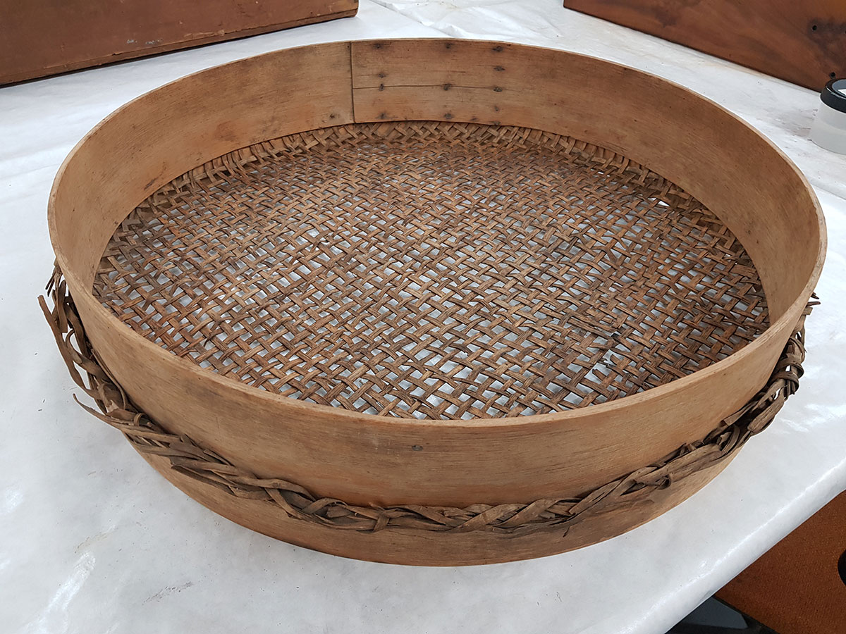 The grain sieve after cleaning and all pieces were reassembled.