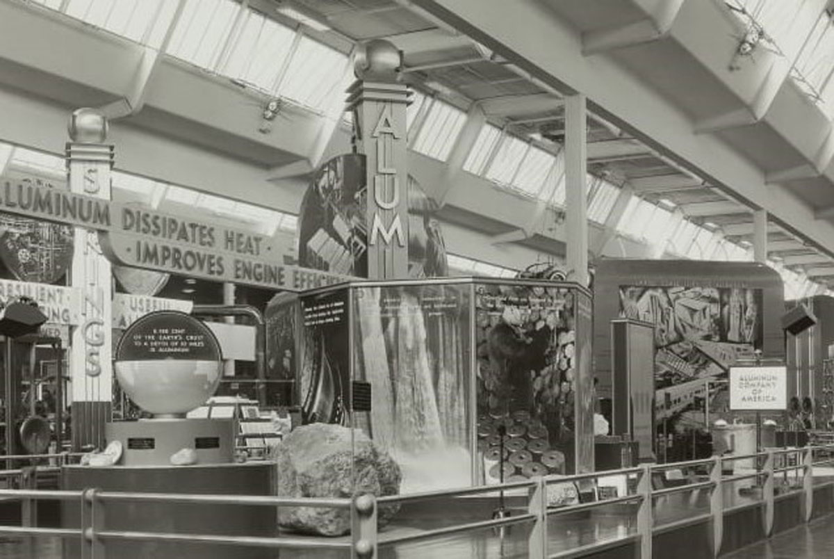 The central column of Aluminum Company of America Display, Ford Building, Century of Progress International Exposition, Chicago, Illinois, 1934.