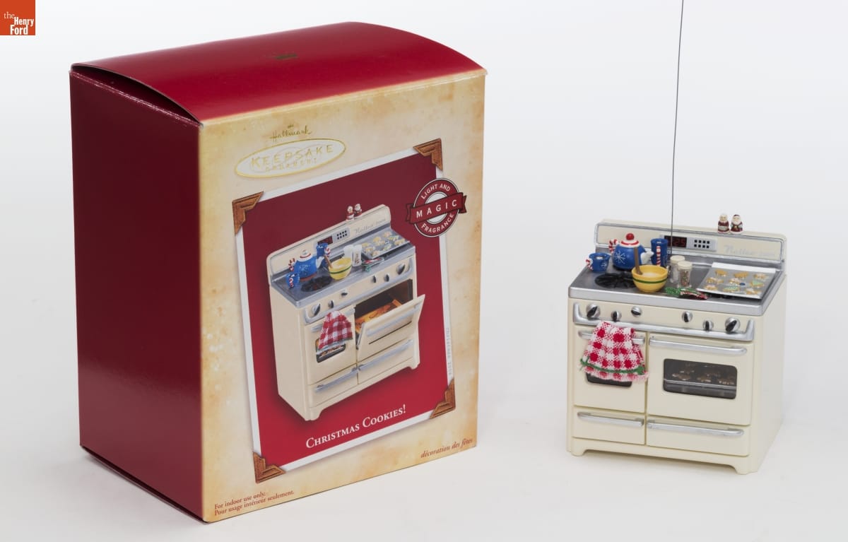 'Christmas Cookies,' Christmas ornaments, 2004