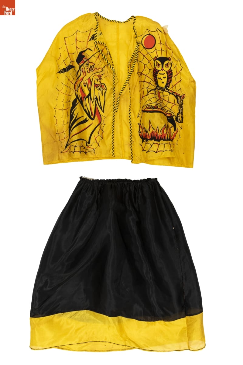 THF196319 Witch costume worn by Lisa Korzetz of Southgate, Michigan, 1971-1972.