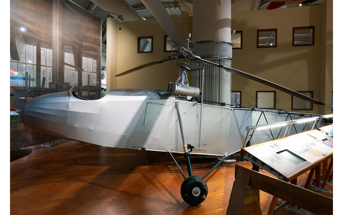 Sikorsky VS-300A Helicopter, 1939. / THF198442