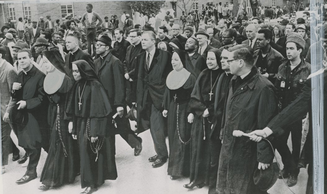 THF730279 Nuns lead a voting rights march in Selma, Alabama, in 1965, representing the many religious leaders who joined and supported the civil rights movement.