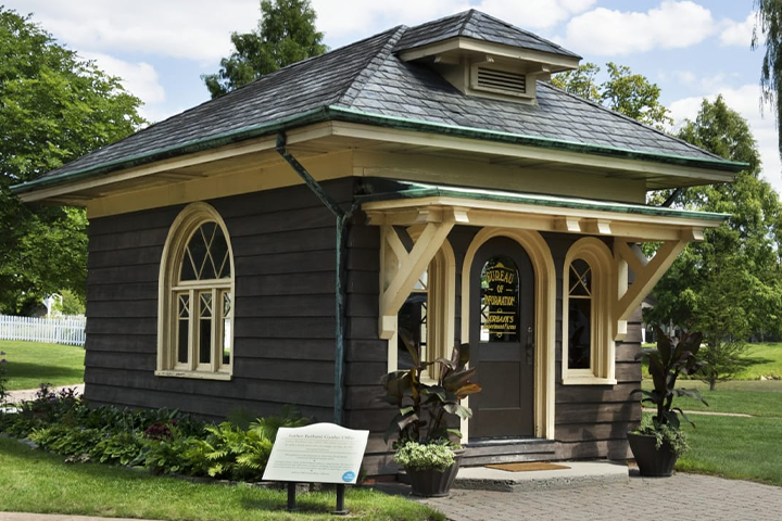 Luther Burbank Garden Office