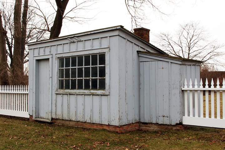 Menlo Park Carbon Shed